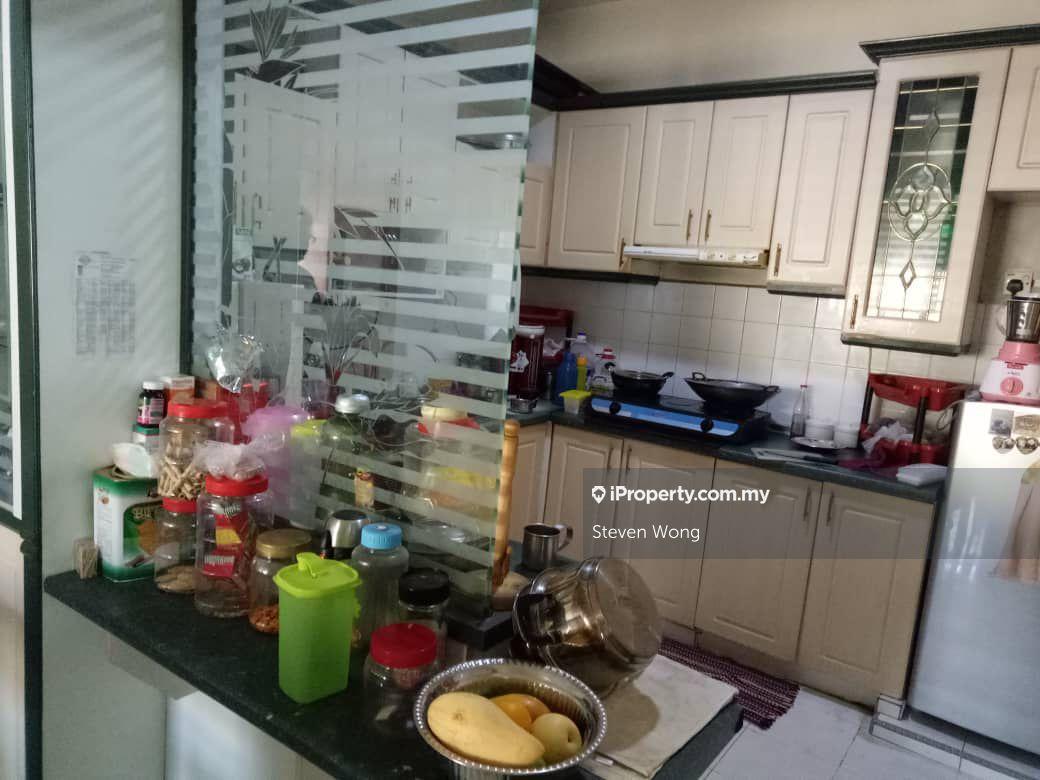 Aman puri apartment