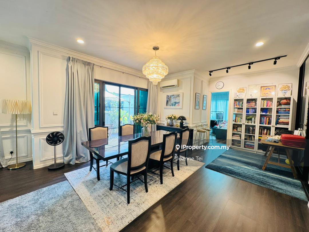 Semi-D house for Sale