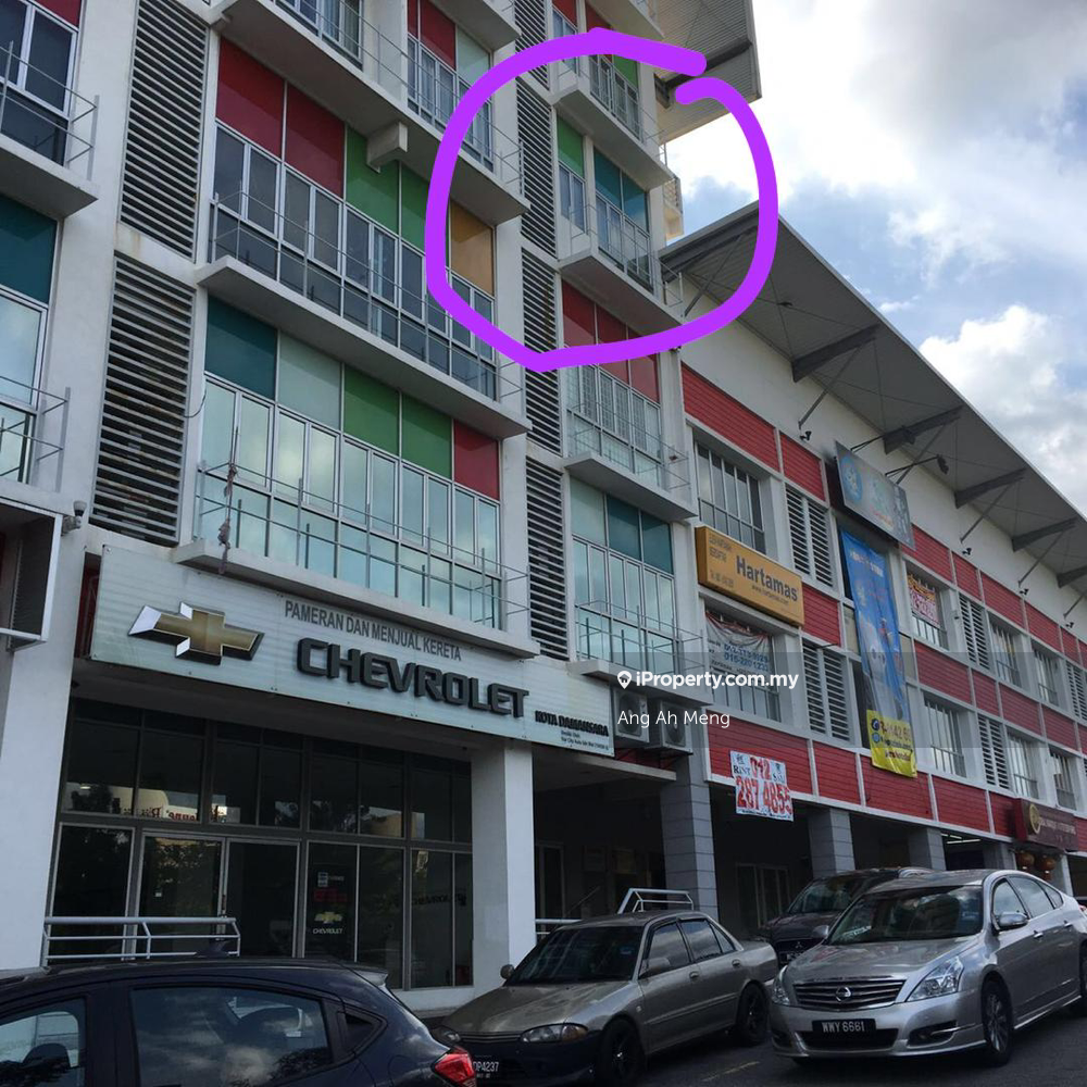Sunsuria Office for rent