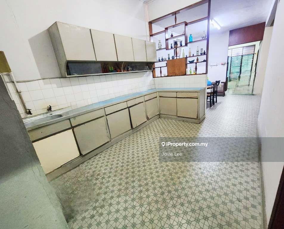 Single sty House Tmn Sri Sungai Chua, 4 rooms (1.1km to MRT station)