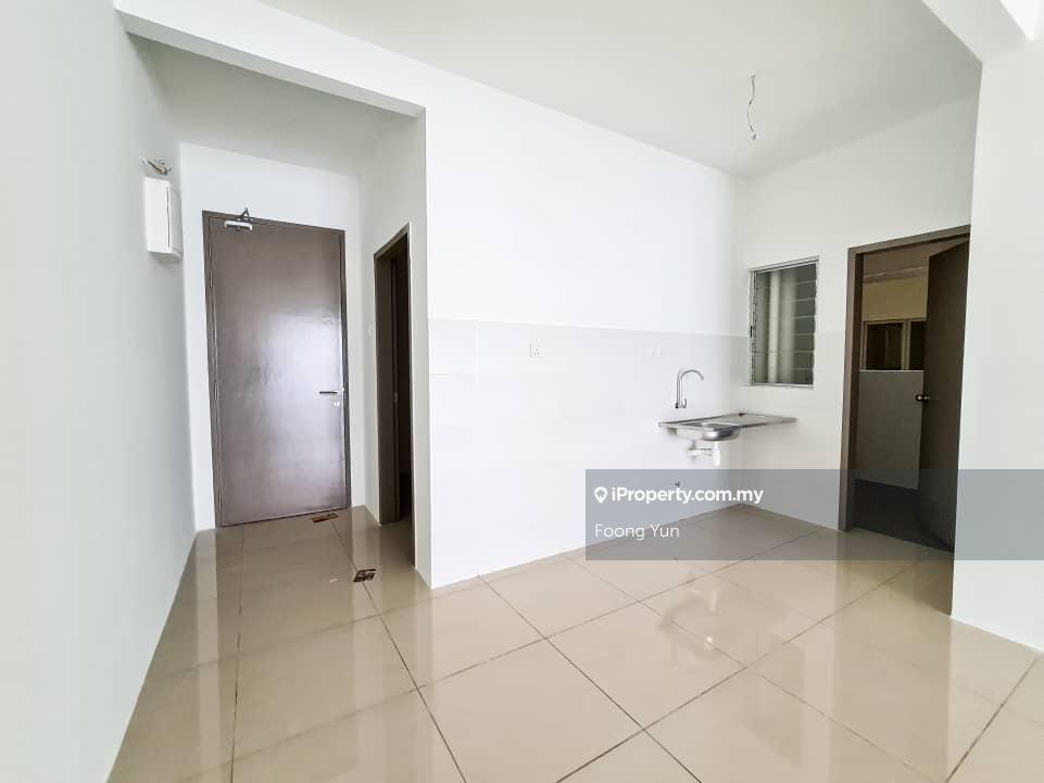 Platinum Splender Semarak Pool View unit for sale