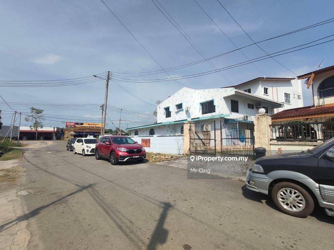 Penampang Taman Grand Semi Detached House For Sale
