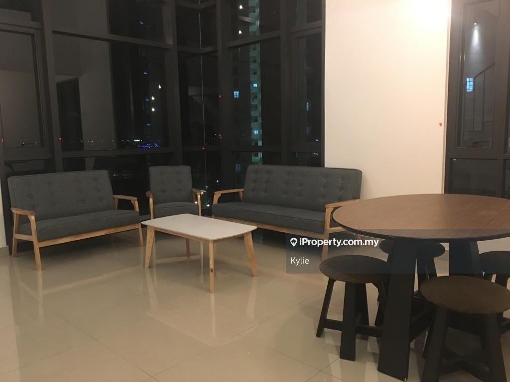 Below market price ready unit high floor duplex loft