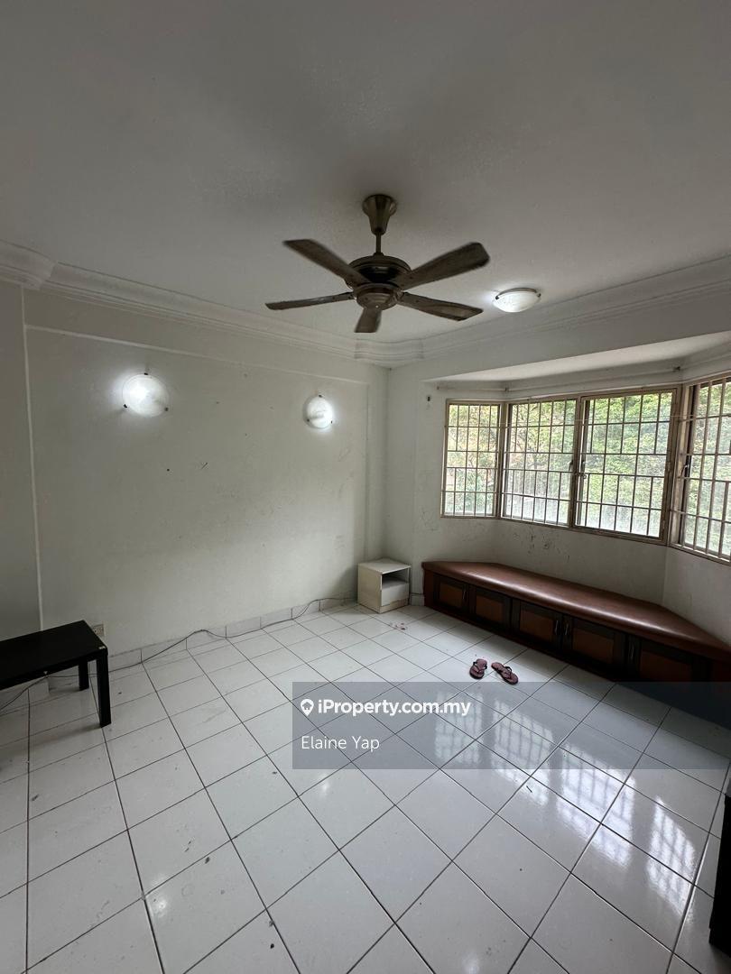 Aman Dua Apartment @ Kepong Partially Furnished to Rent