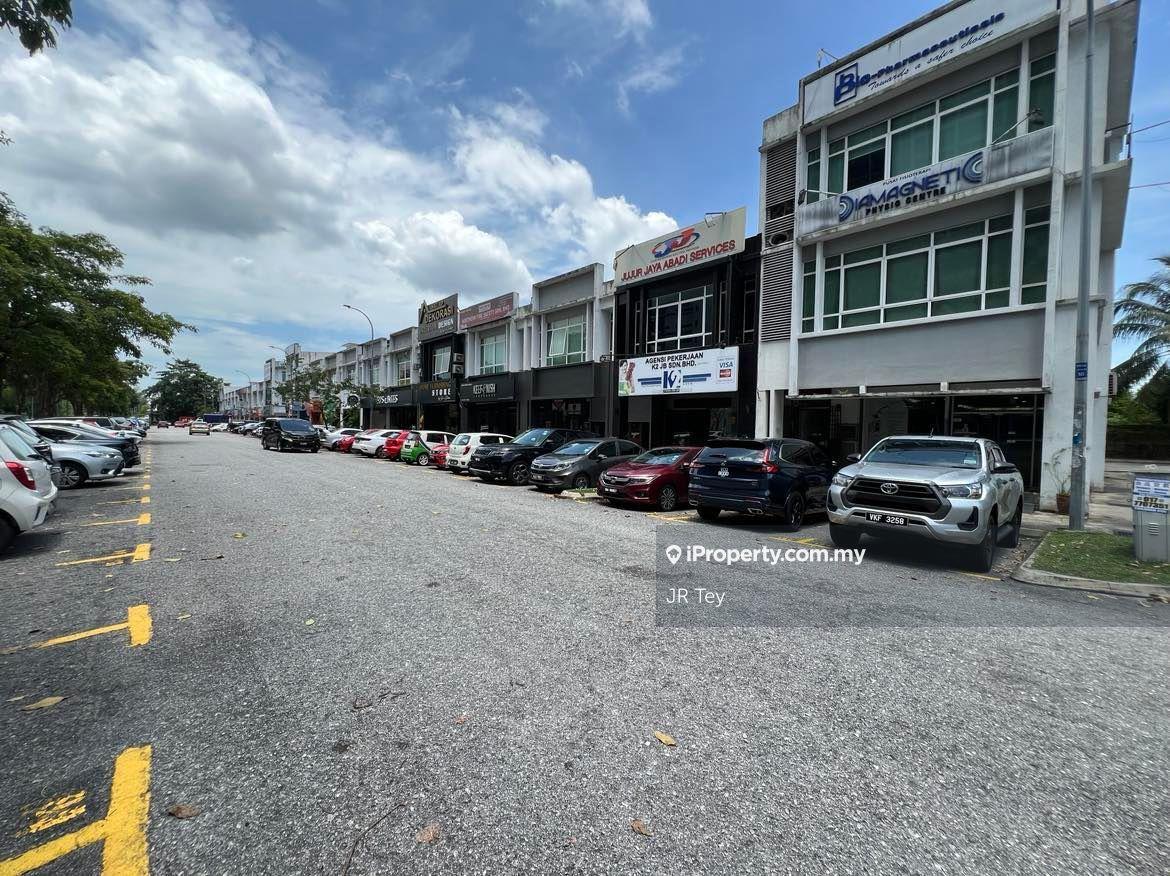 Freehold 2800sf Individual title Bukit Rimau 2 sty shop Shah Alam