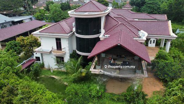 Save 929k! Below Market 234% Auction Property! Individually designed