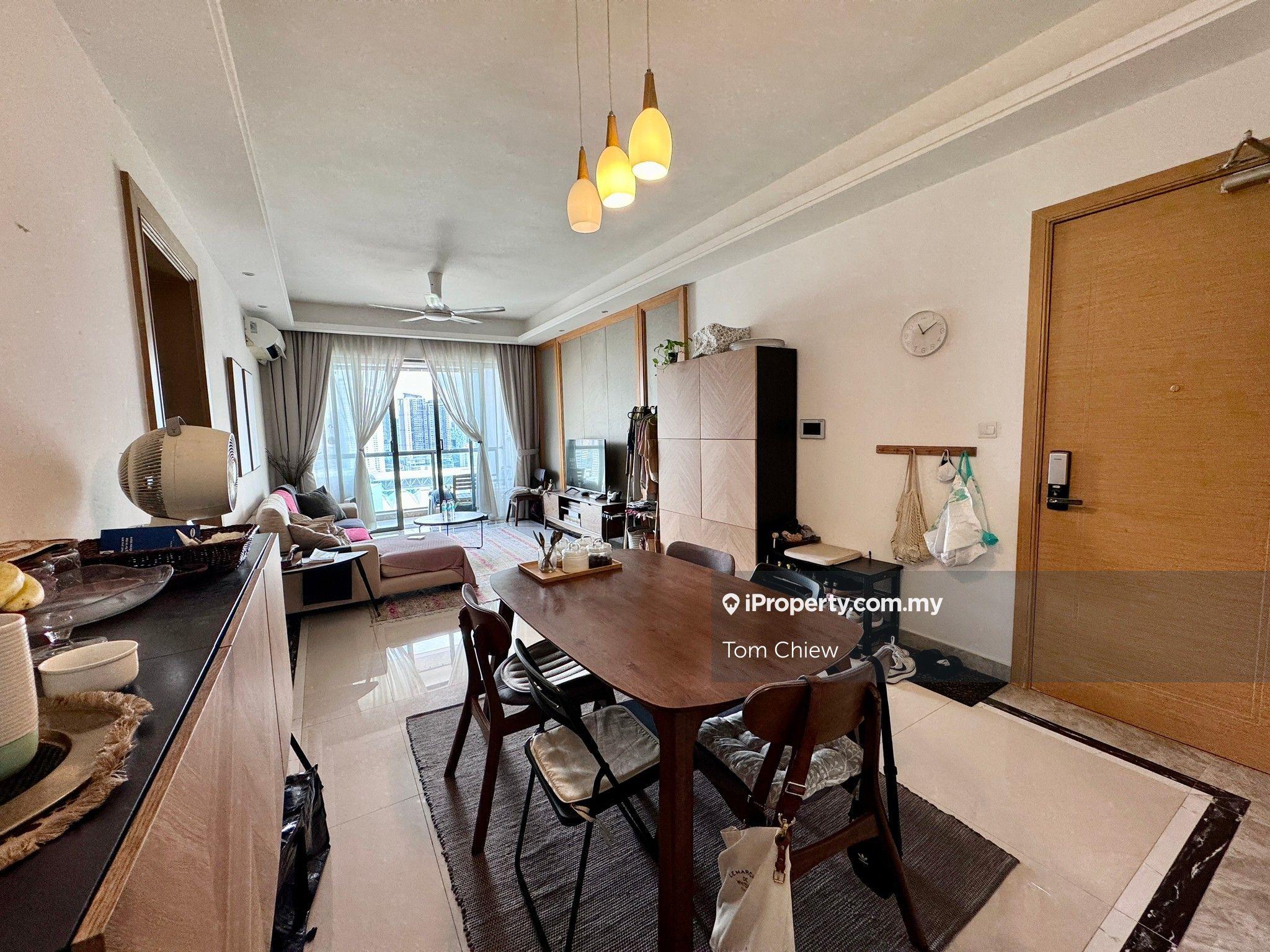 3 Bedroom Fully Renovated Fully Furnished