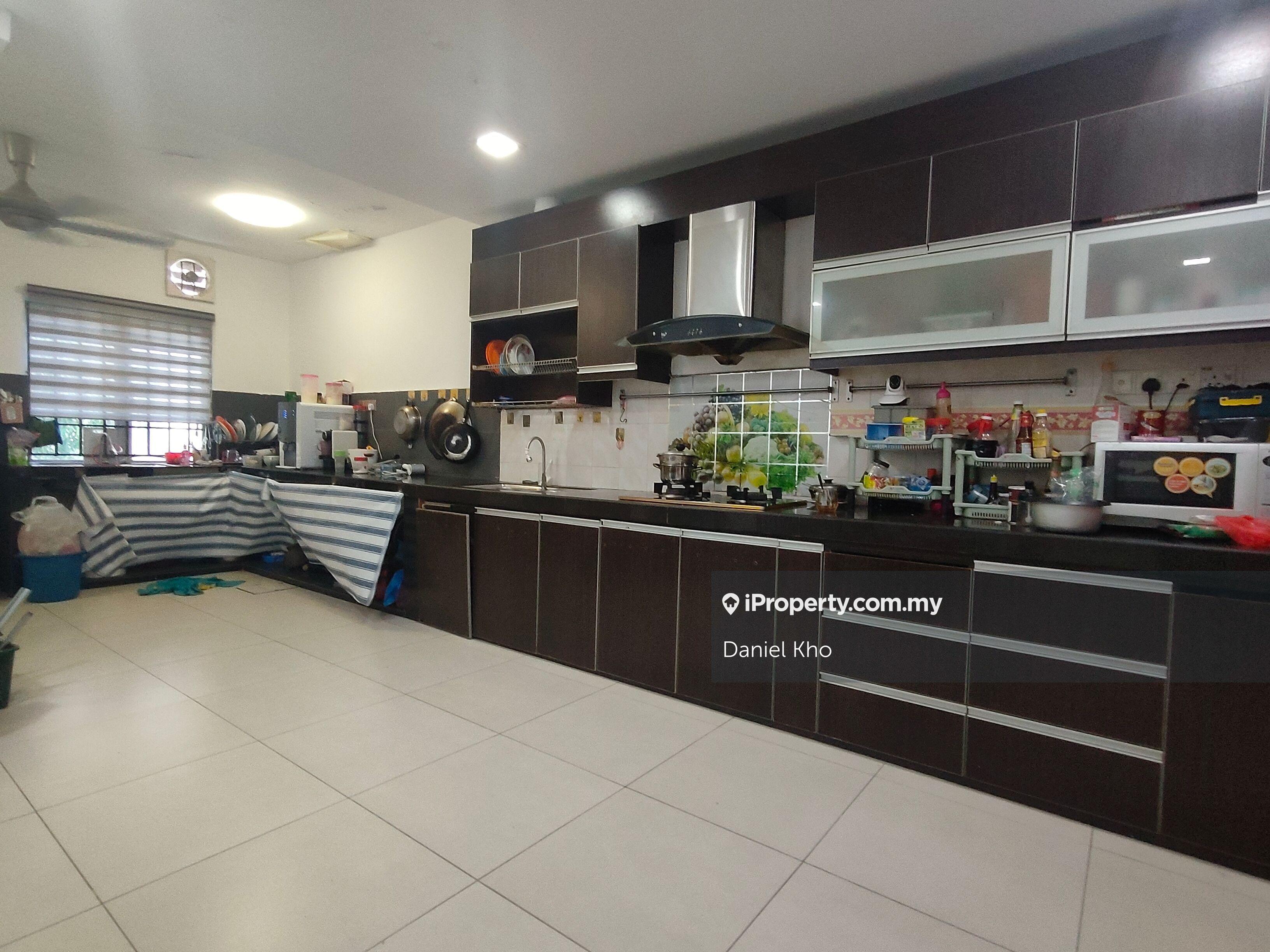 Fully renovated house near by Lrt station Klang & Chinese School