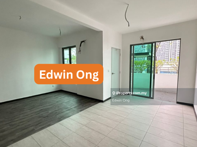 Nice Original Unit at Sensasi @ Batu Kawan for Sale