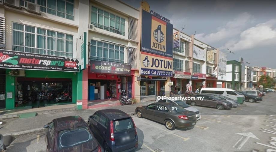 Fully tenanted Shop-office for Sale main road visible