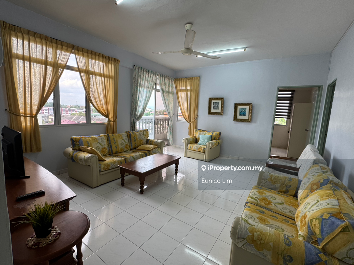 Fully Furnished Apartment Pangsapuri Intan Muar For Rent