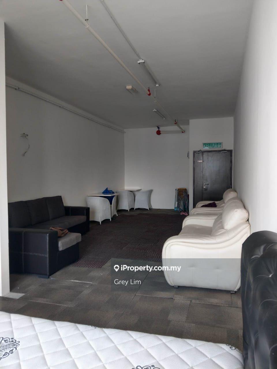 Serviced residence for Sale