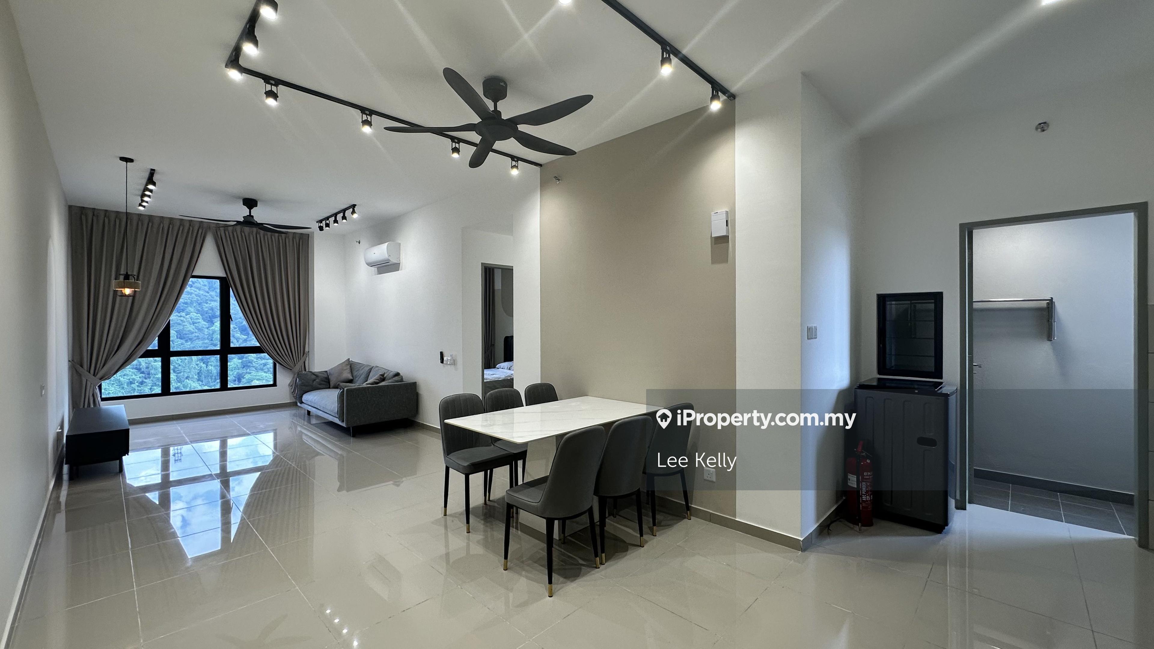 Fully Furnished High Floor End Lot 4 Bedrooms, Near Empire City Mall