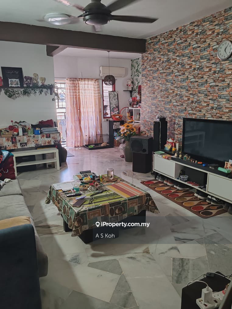 Middle floor unit