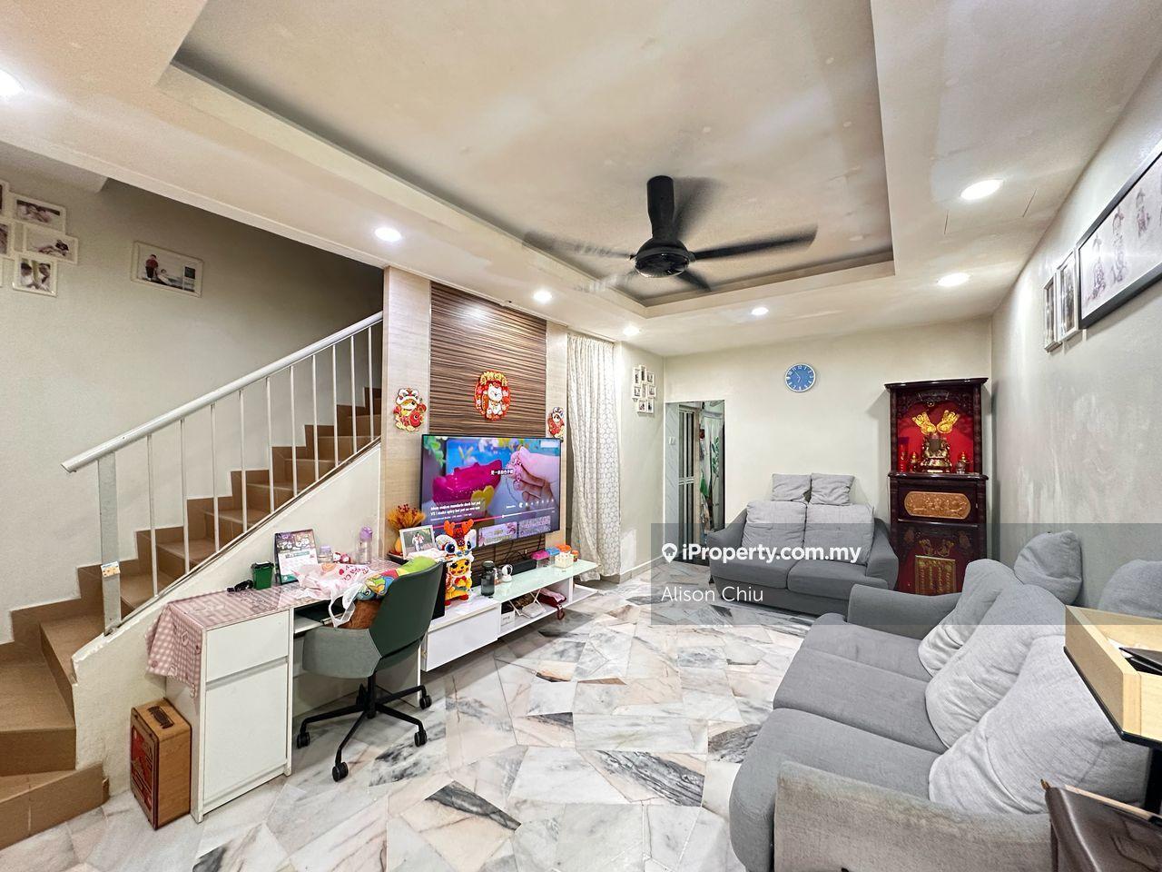 More Parking , Renovated Unit