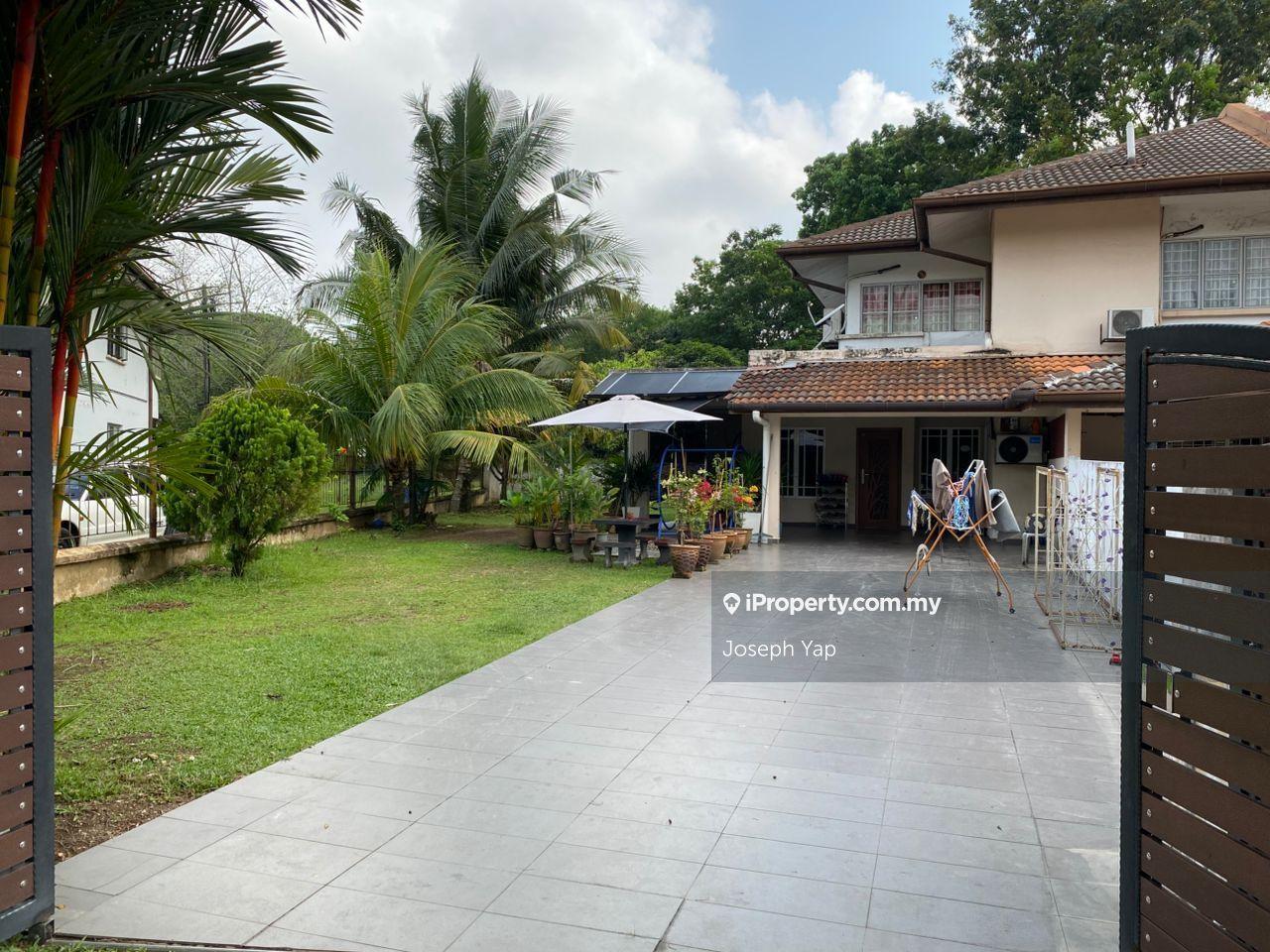 Single Storey Corner House For Sale: