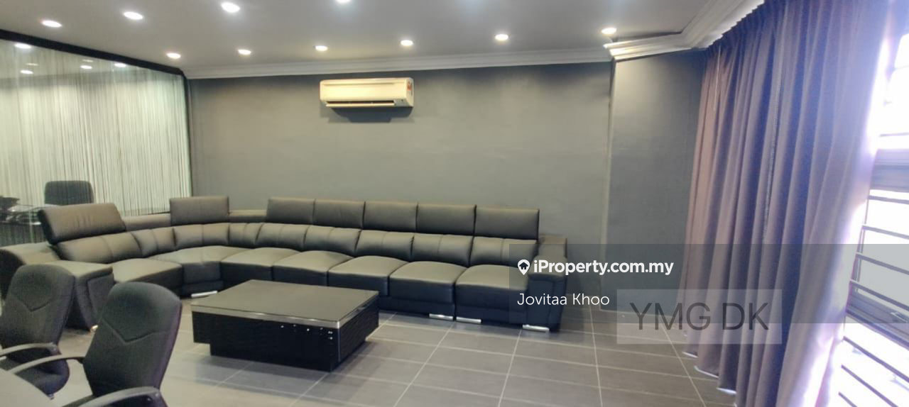 Taman Sentosa Perdana 3sty shoplot 22x75 facing main road fully renova