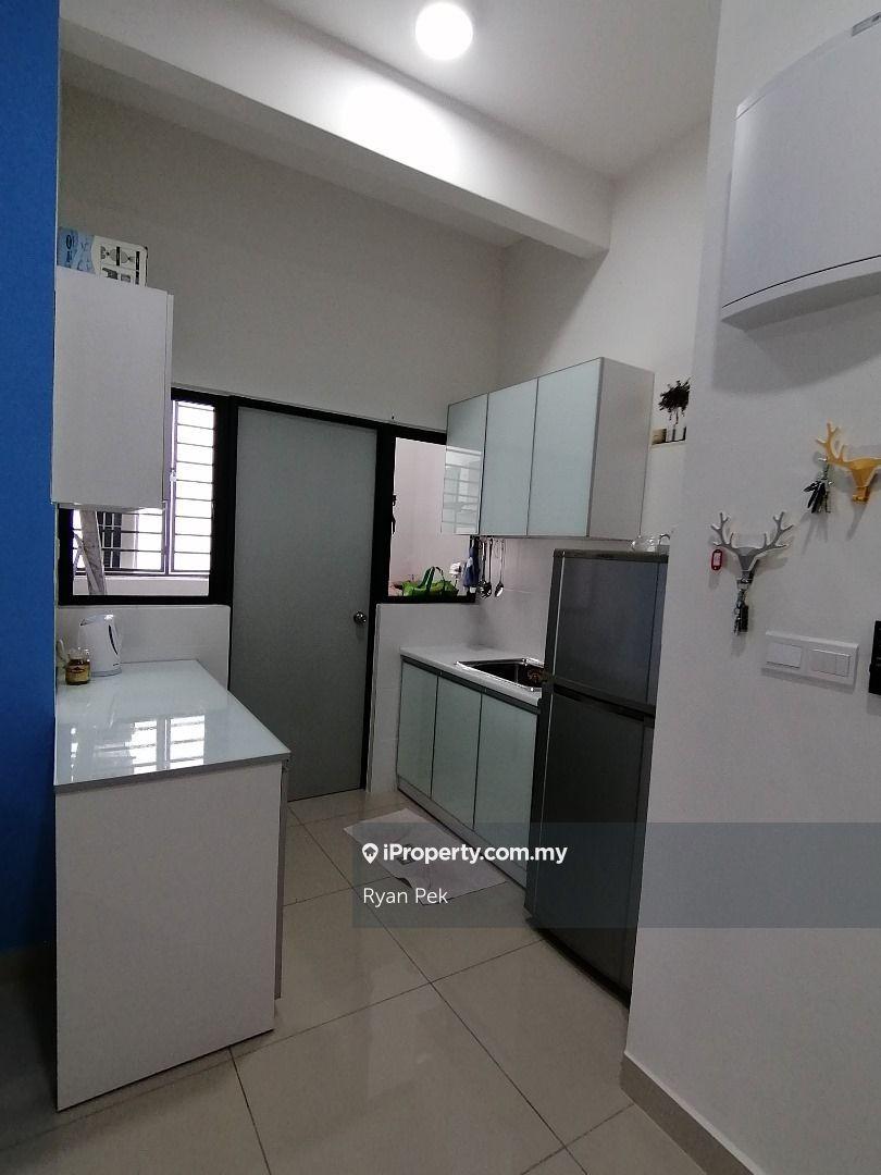Platinum Arena Fully Furnished 2 Bedrooms 