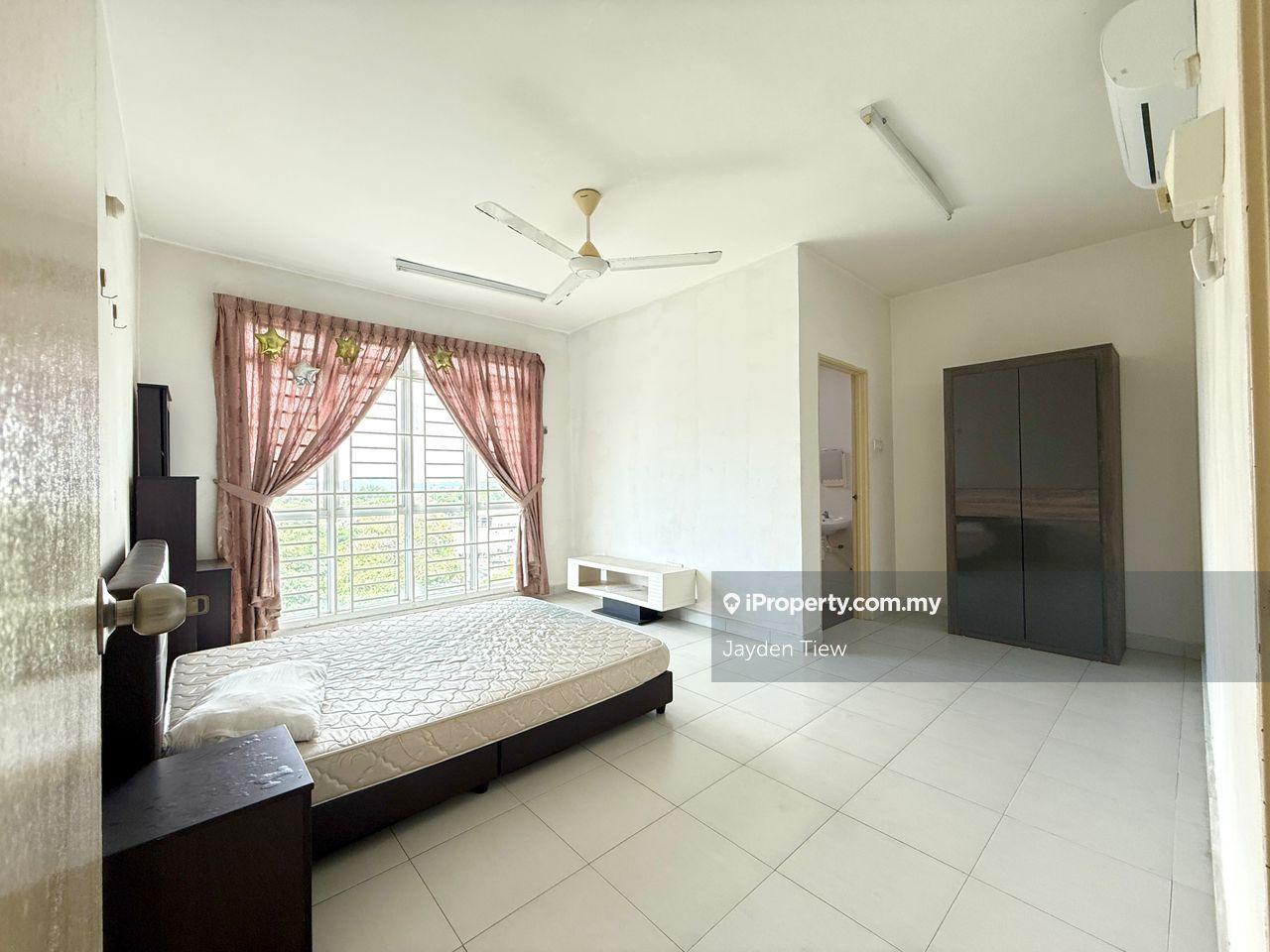 Terbrau City Residence corner fully furnished 