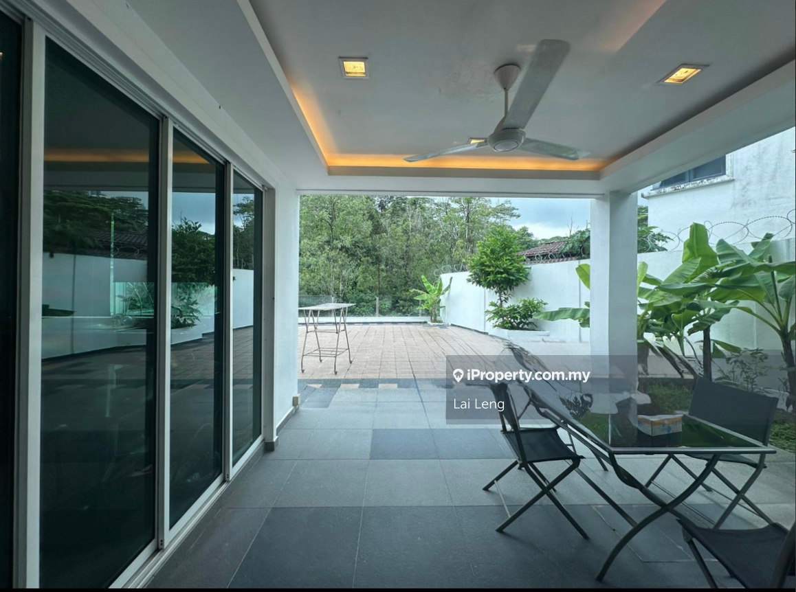 Double storey bungalow at Damansara Heights