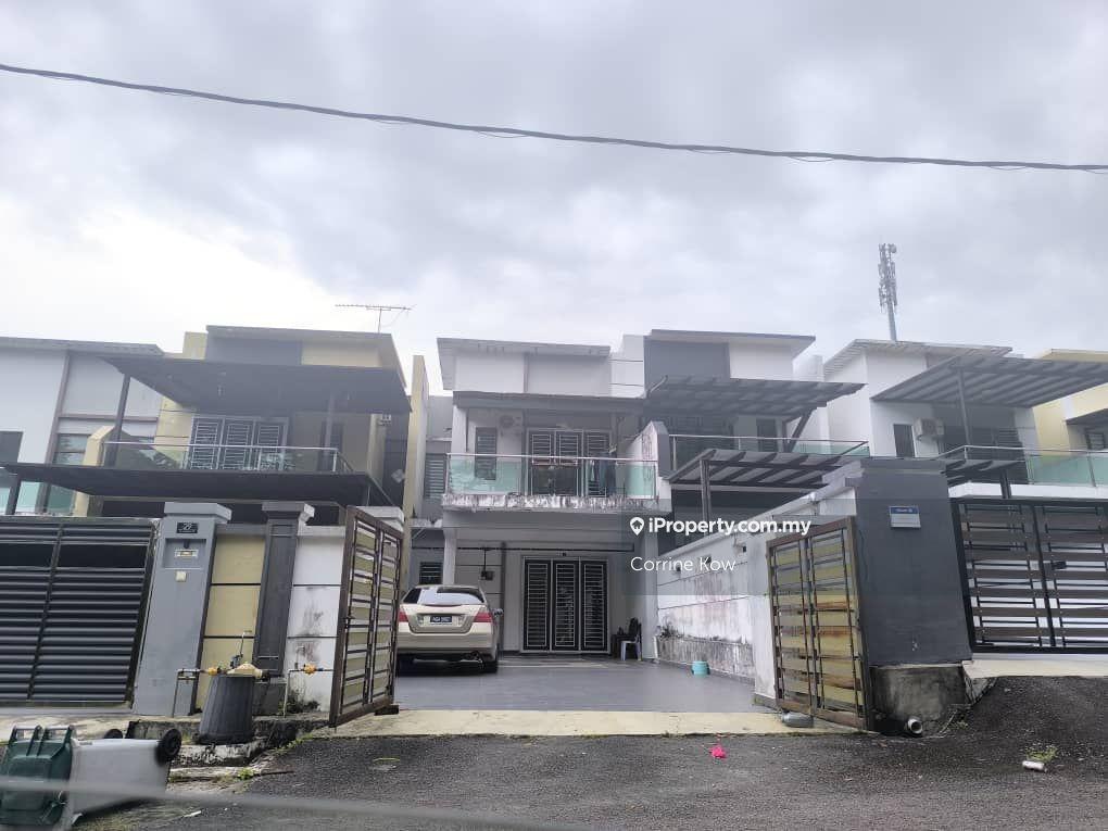 Taman Mengkibol Double storey furnished house for rent Kluang 