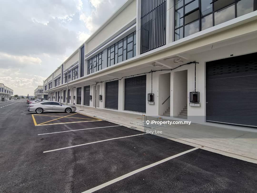 1.5 Storey Terrace Factory ,Tmn industry jaya, jln bistari selesa jaya
