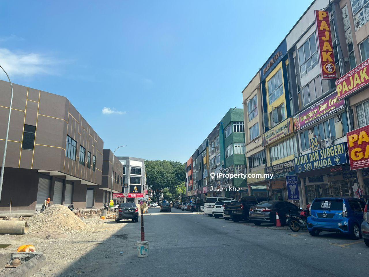 Shah Alam,Sri Muda,Seksyen 25 Face Mainroad,ROI 5.5% Freehold