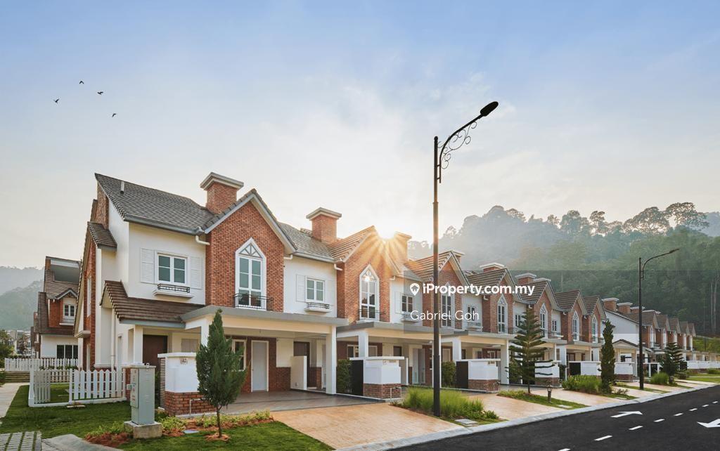 2 Storey Superlink Surrounded With Forest - Free Legal Fees