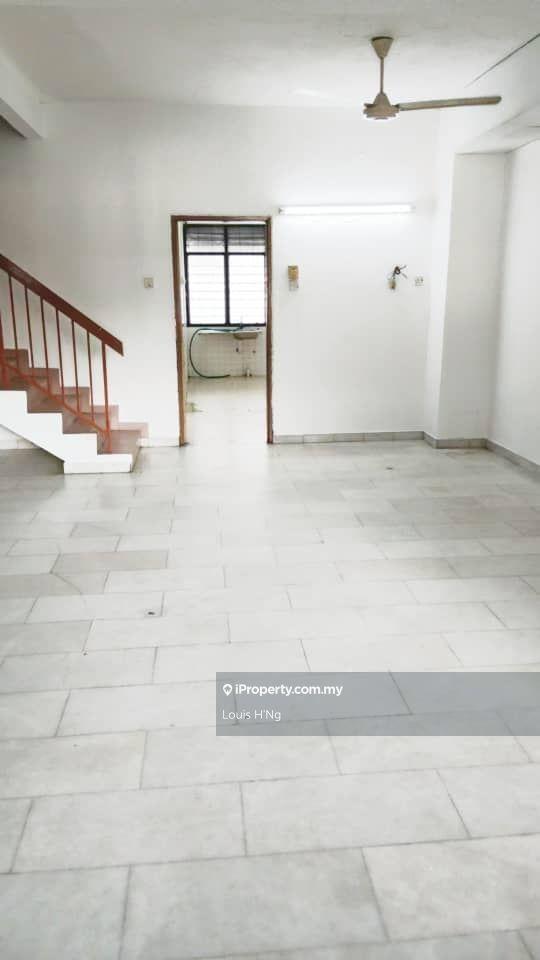 2 Storey Terrace House Land 1400sf at Raja Uda