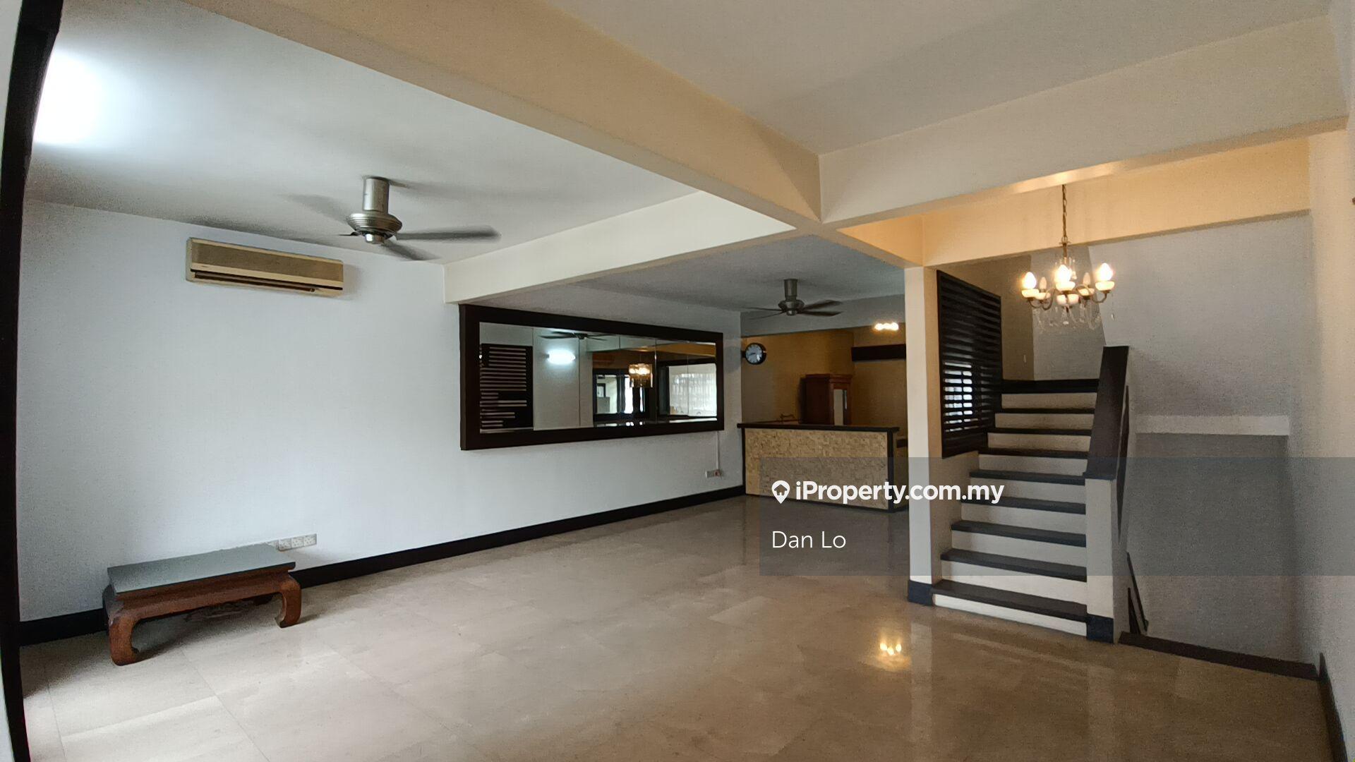Taman seputeh renovated 2.5 storey terrace house for sale