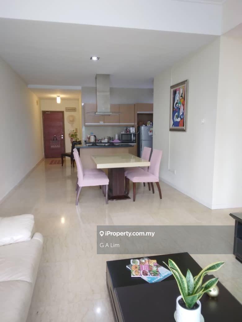 Fire sale! service residence near TRX MRT station
