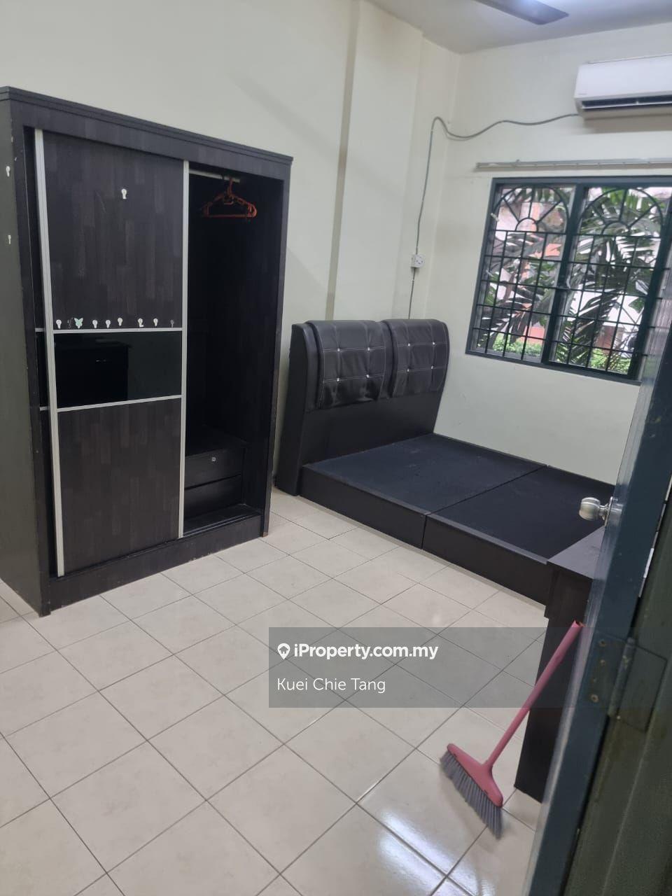 Impian Sentosa Apartment Klang for rent Partial furnished