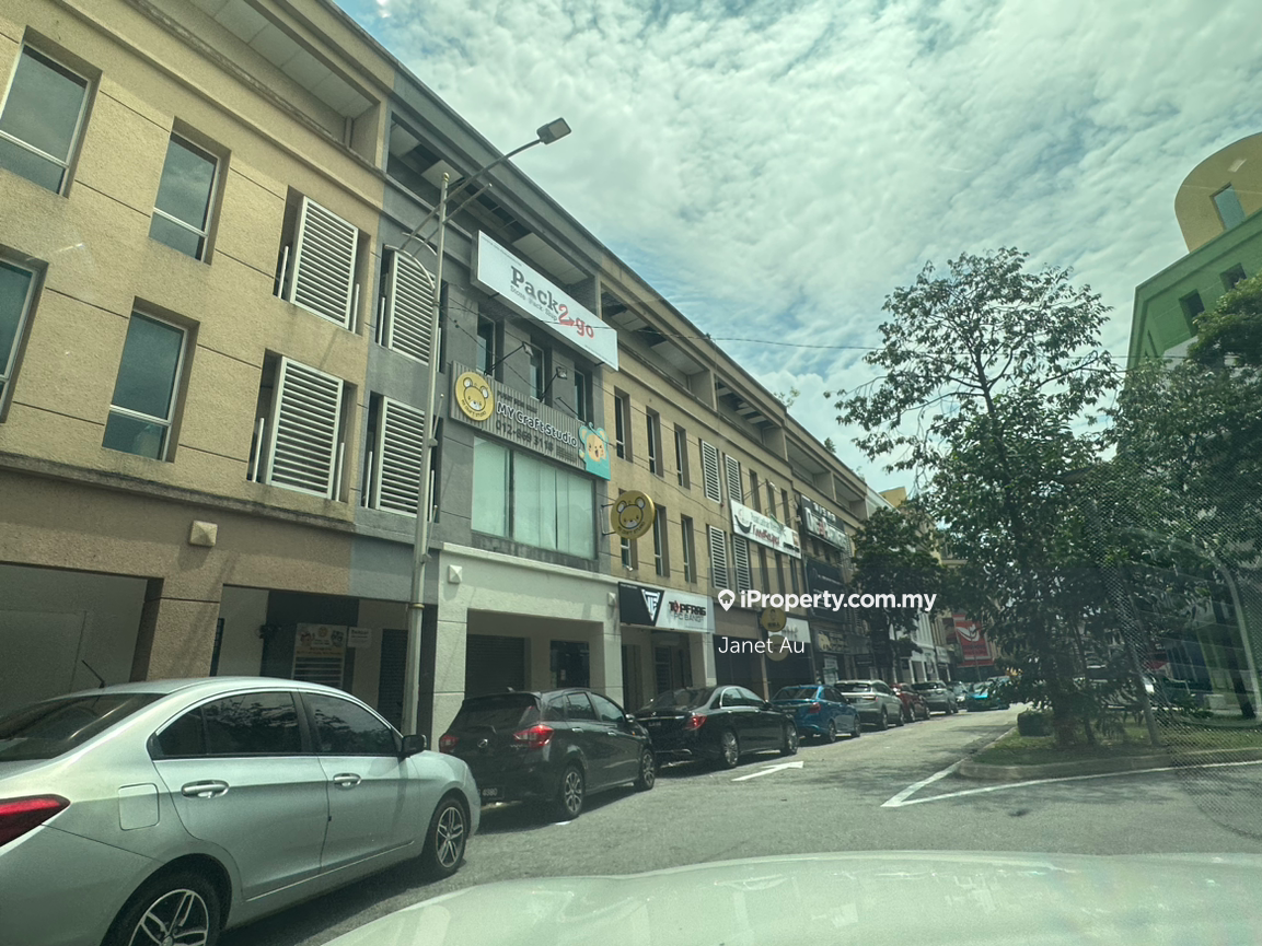 Kota Damansara Shop For rent 