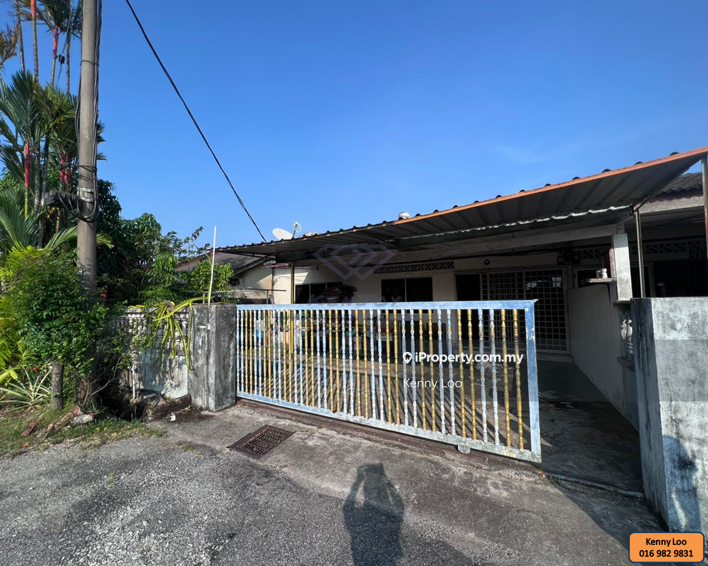 Kg Jawa 1 Story Terrace Large House