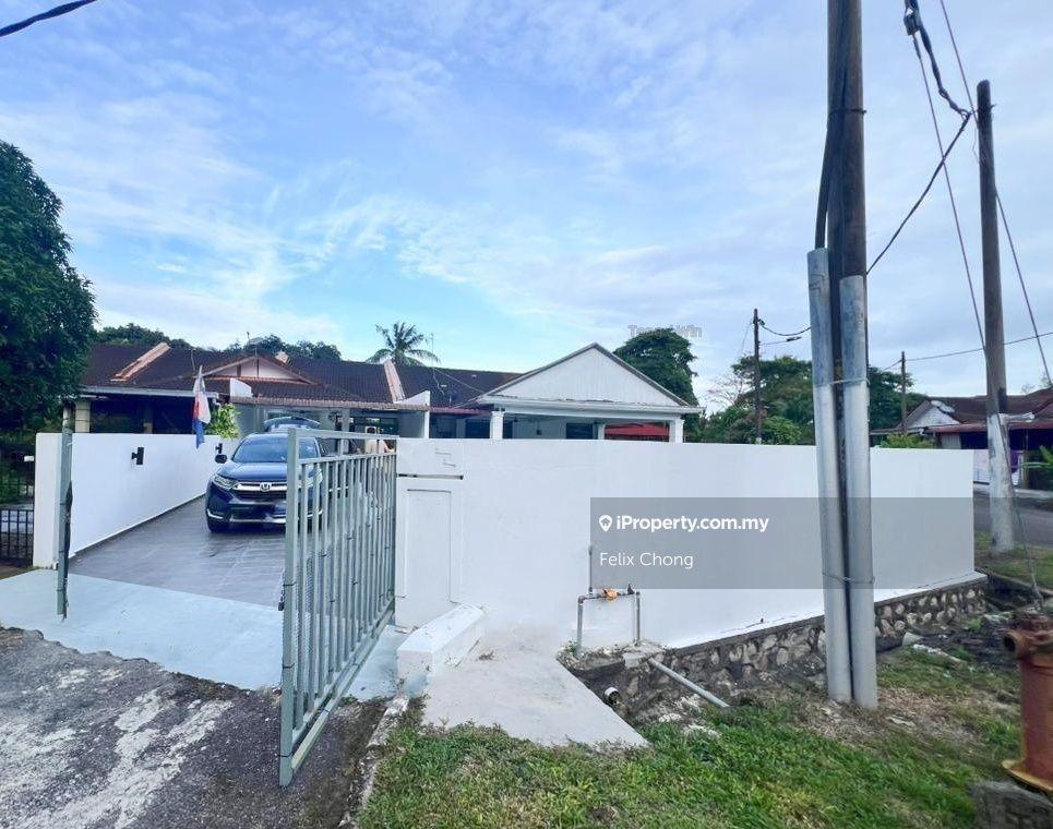 Tmn Pasir Putih 1 Sty Corner Lot,Jalan Selasih,Pasir Gudang,Renovated