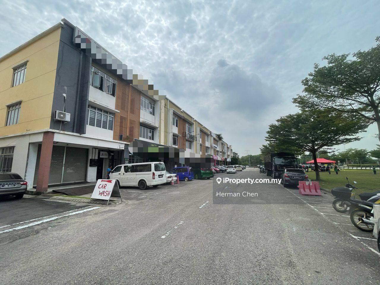 Sierra Perdana 4/1 - 3-storey shoplot