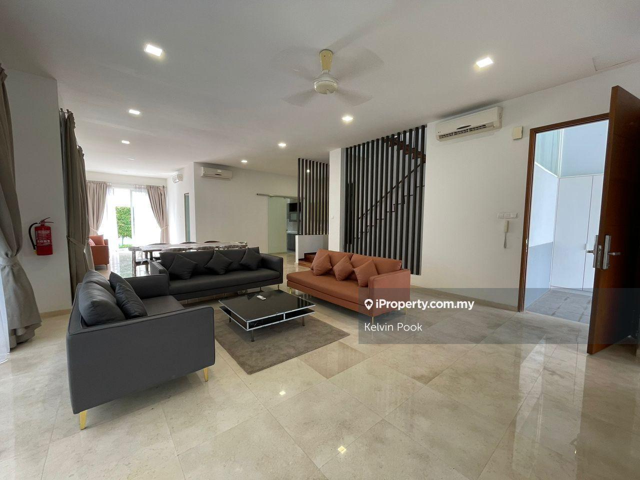 Luxury Lakefront Villa 3 Storey Bungalow Facing Pool View In Cyberjaya