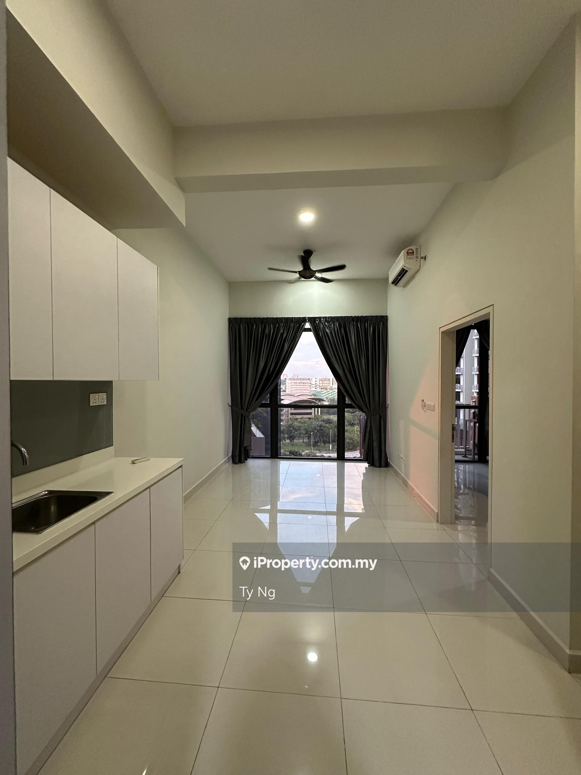 Partly Furnihed Third Avenue, Jalan Teknokrat 3, Cyber 4, Cyberjaya