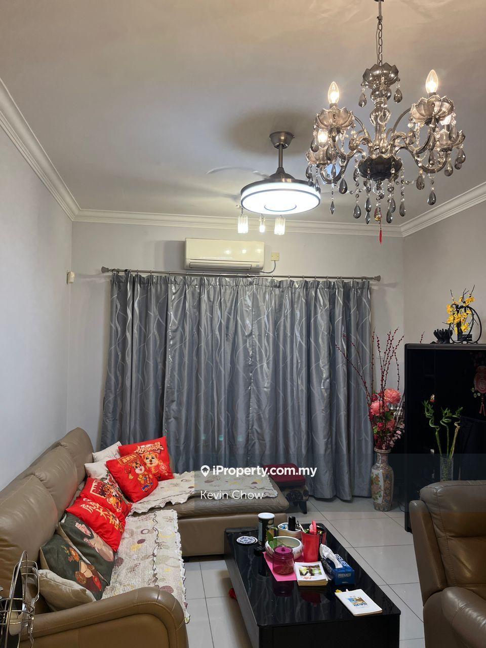 Fully Renovated Unit