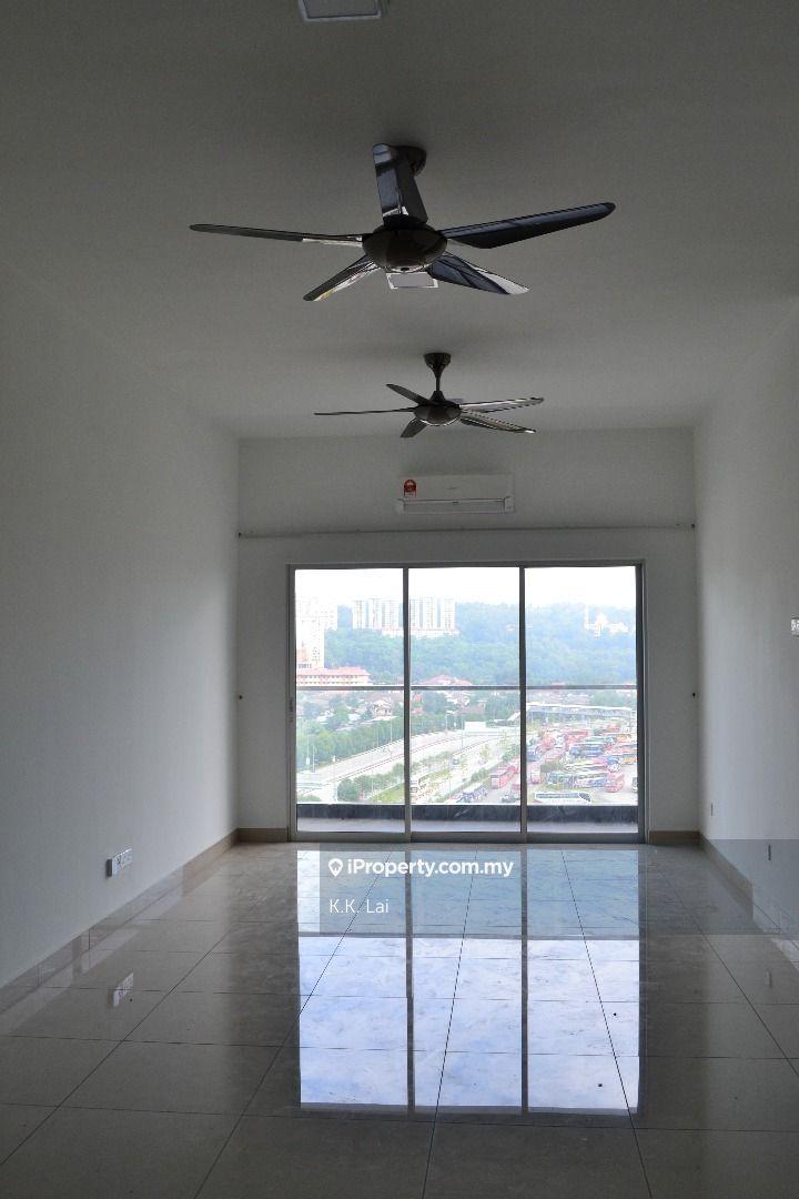 Freehold unit , Low density 