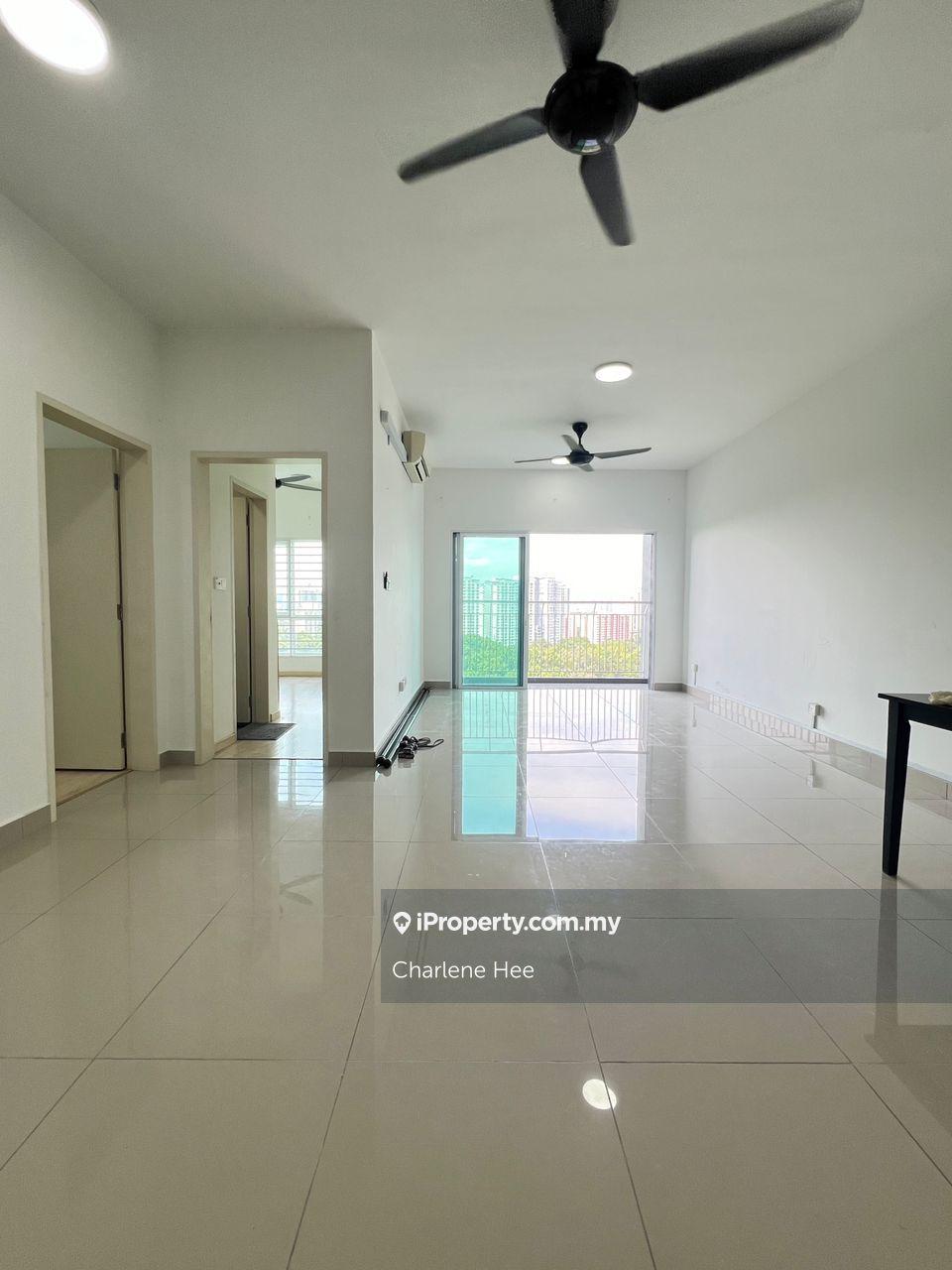 3 Bedrooms Partly furnished for rent.