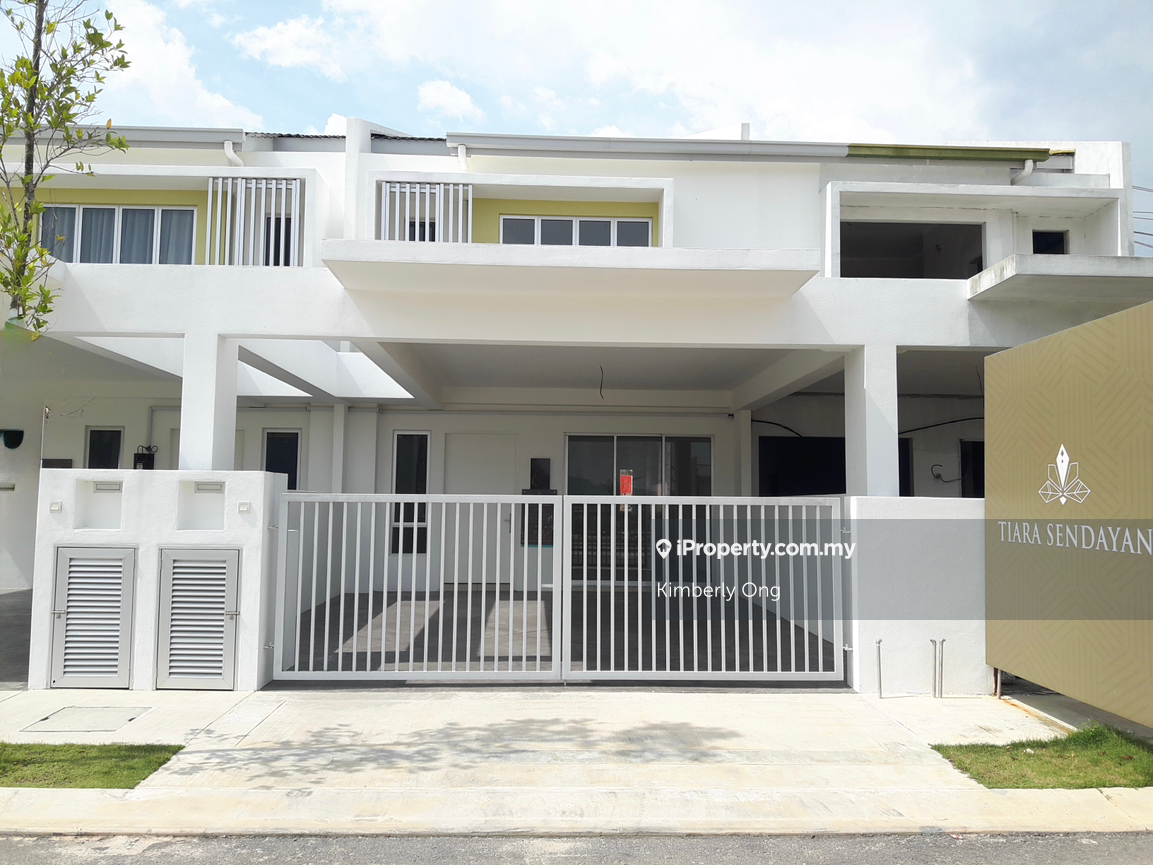 Tiara Sendayan Double Storey House