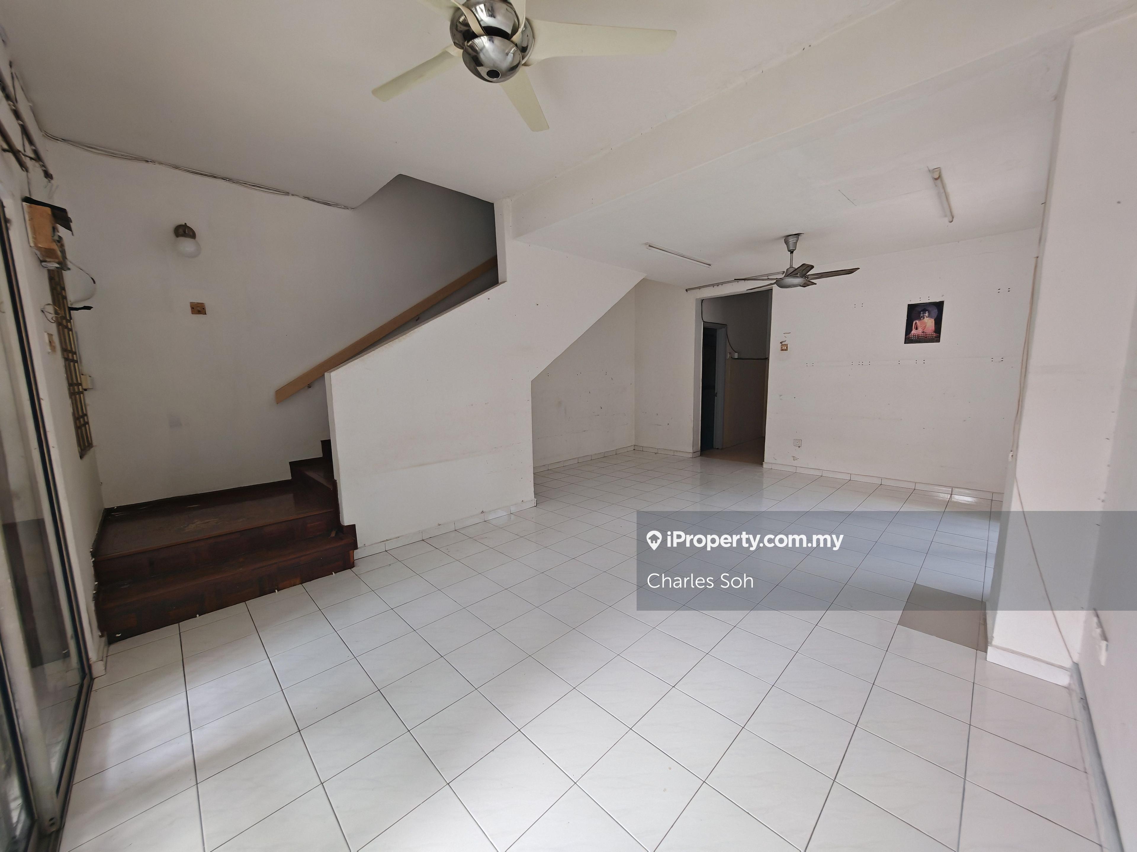 Taman Sri Sinar, Segambut, Kuala Lumpur Double Storey Corner For Sale