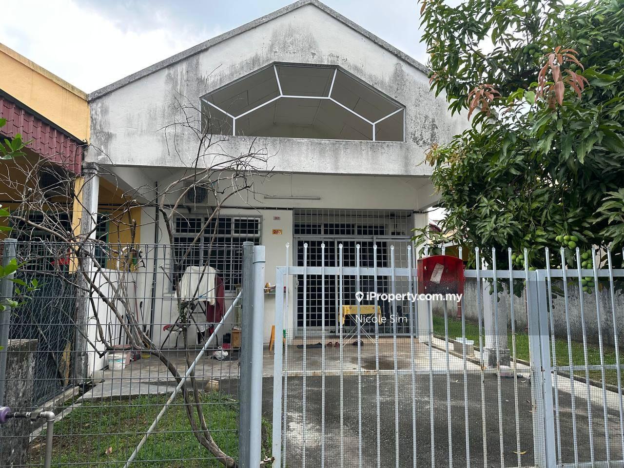 Walk To smjk Chan Wa 2. Terrace House @ Tmn Bukit Galena, Seremban