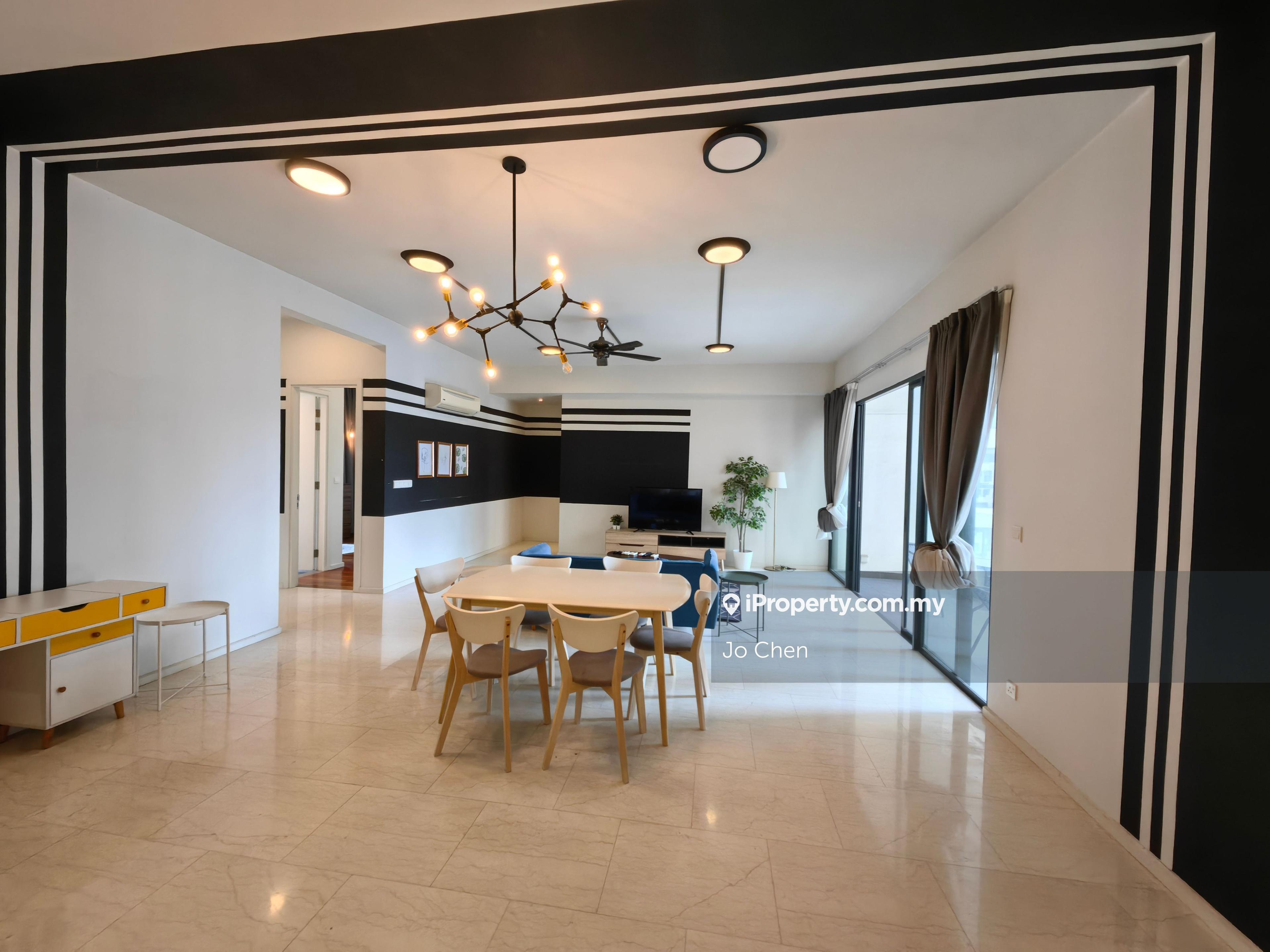Private lift lobby condo for sale