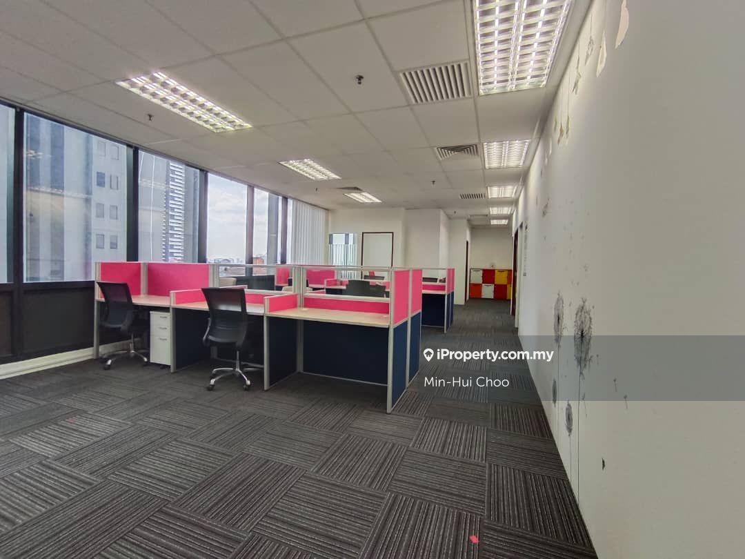 High Demand Office for Investment, Direct Conntect LRT Station 