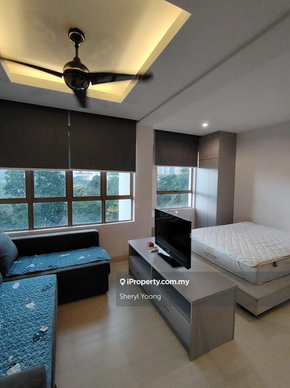 Fully Furnished, Designer Renovation
