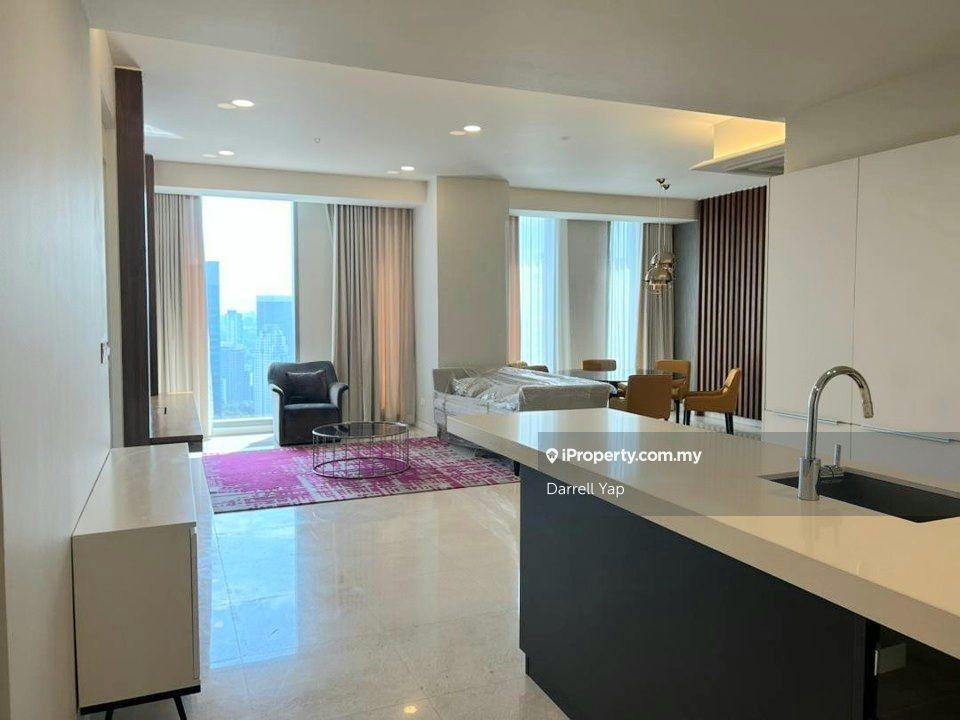High floor unit with towers view in KLCC for sale. 