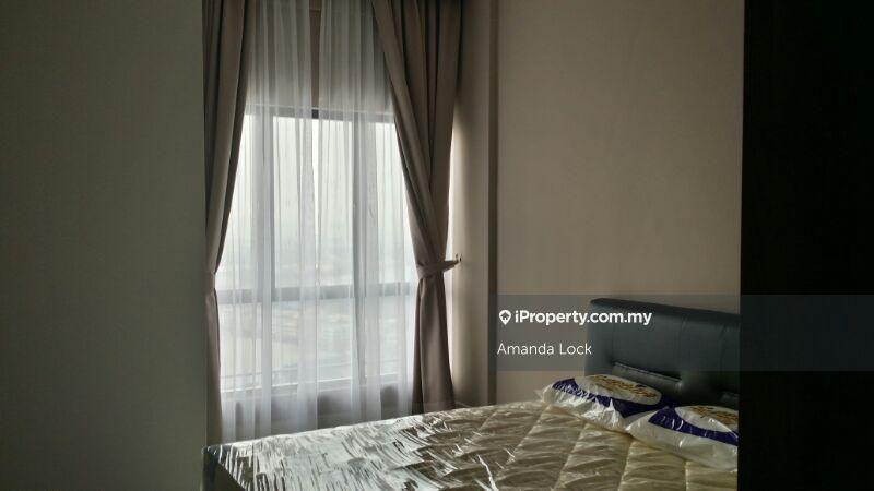 Pent house at Setiawalk Puchong facing LDP walking distance to LRT