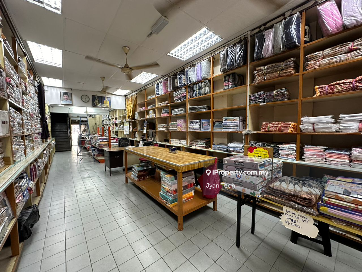 Majlis jamek Coner lot shop for Rent